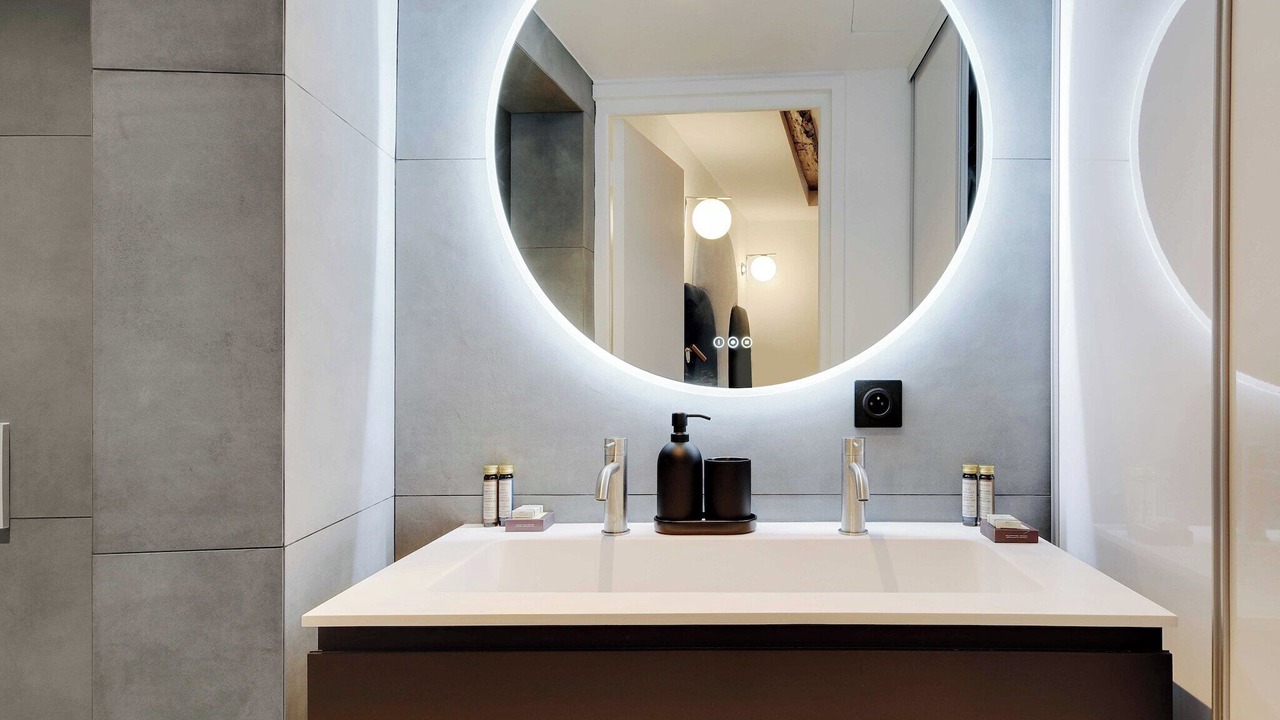 Photo of Bathroom in Arsenal