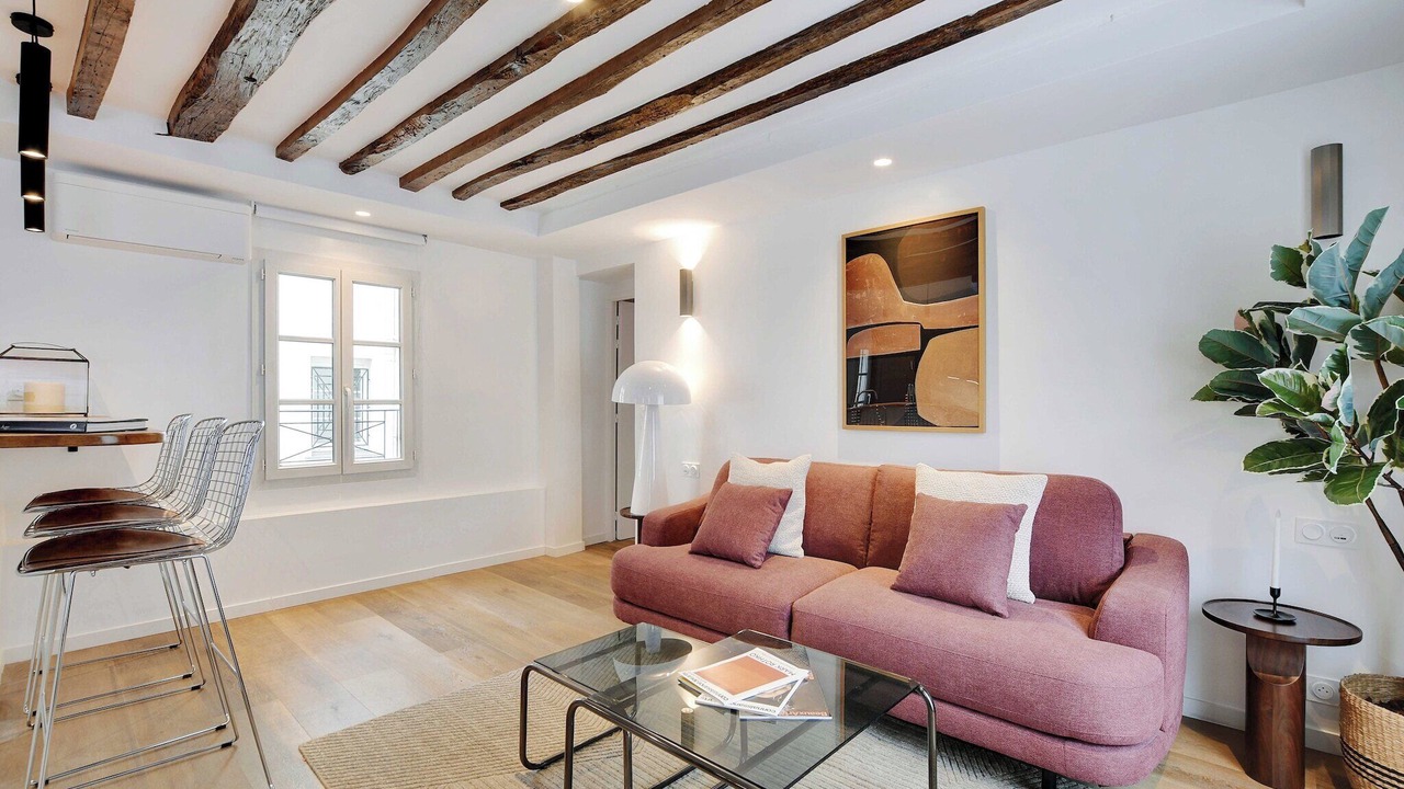 Photo of Livingroom in Arsenal
