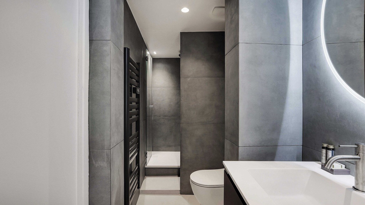 Photo of Bathroom in Arsenal