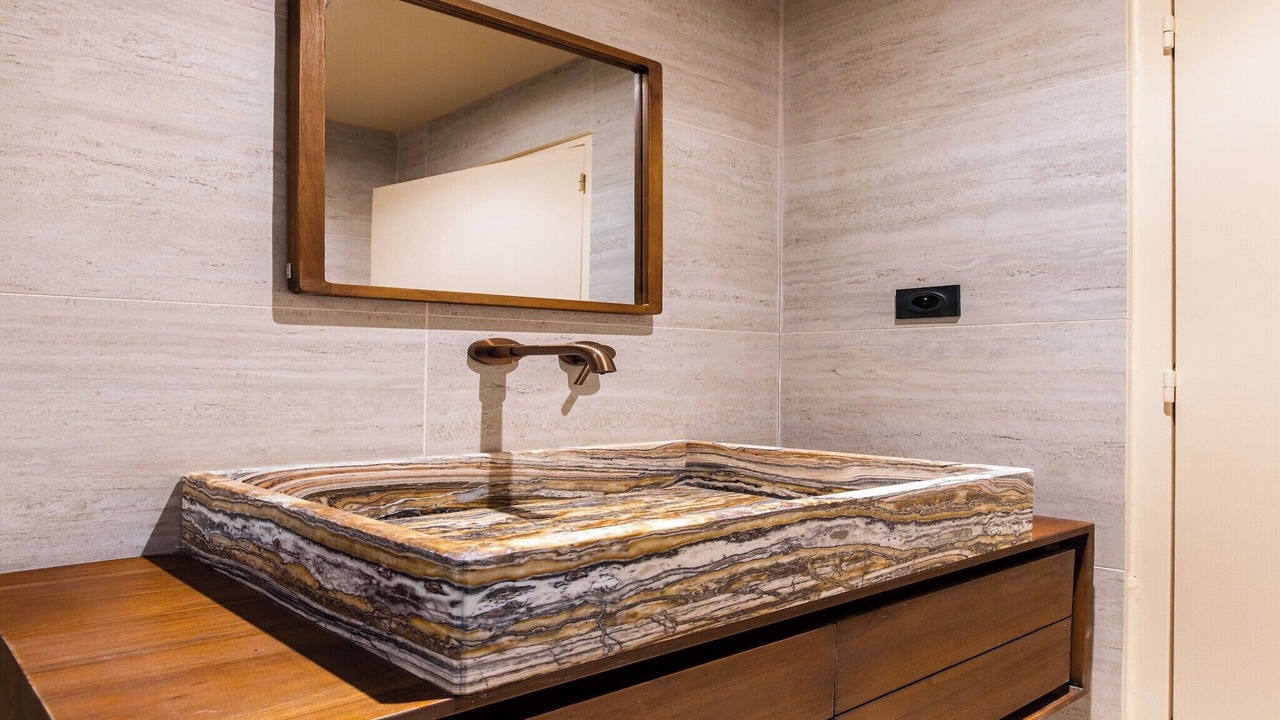 Photo of Bathroom in Paris City Center