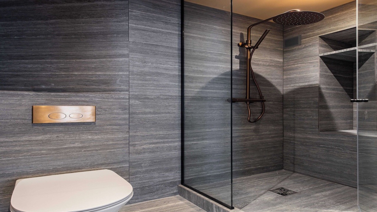 Photo of Bathroom in Paris City Center