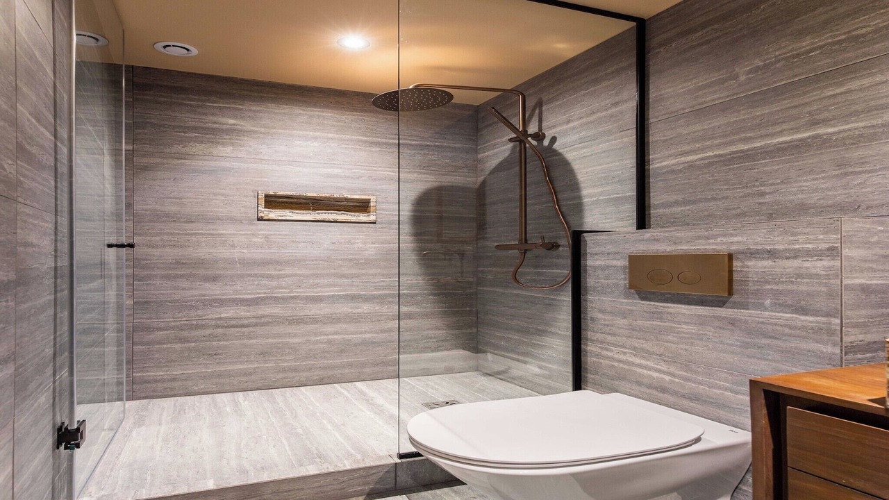 Photo of Bathroom in Paris City Center