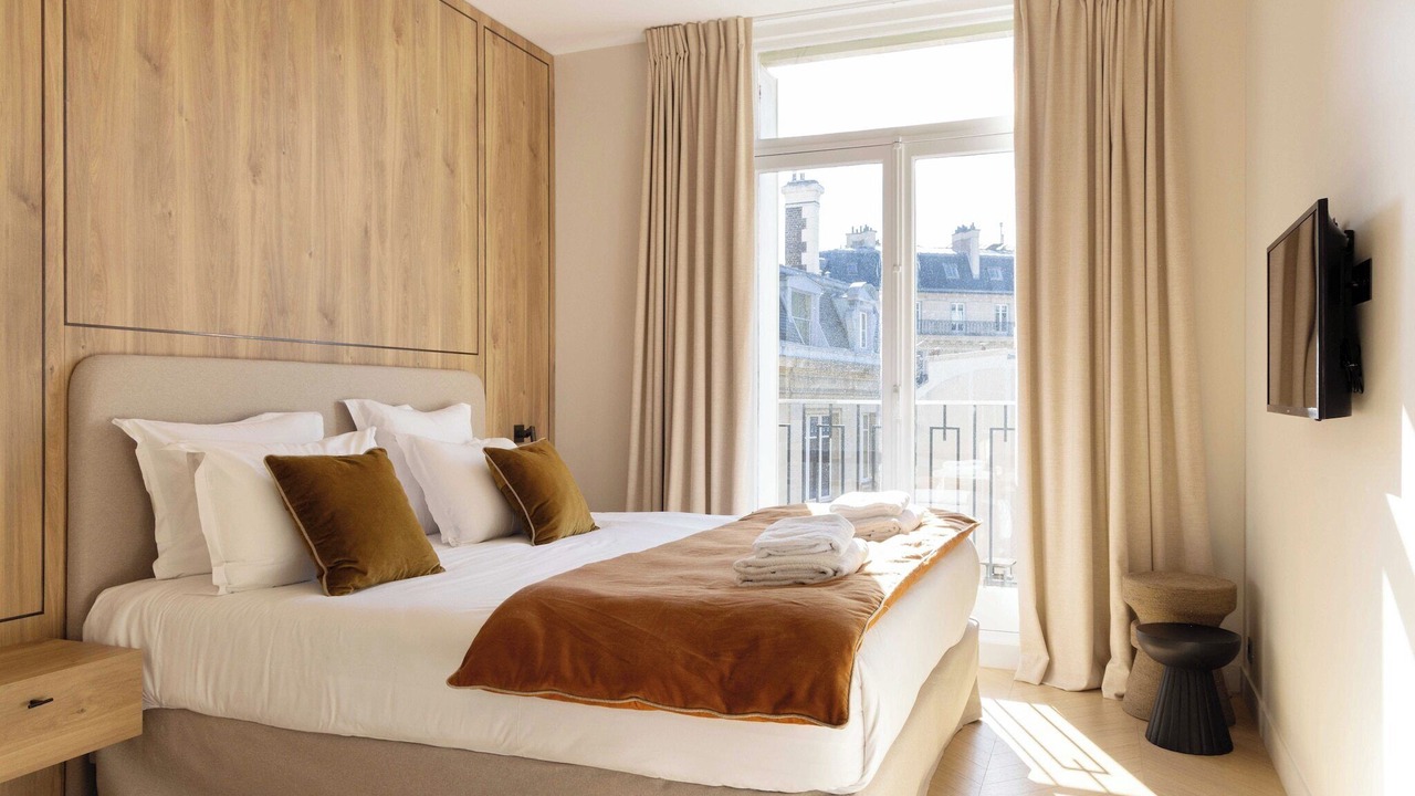 Photo of Bedroom in Chaillot