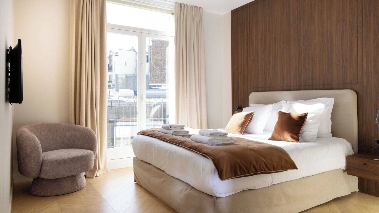 Photo of Bedroom in Chaillot