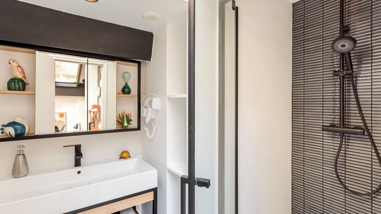 Photo of Bathroom in Grenelle