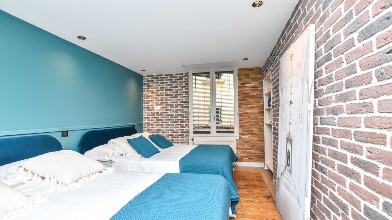 Photo of Bedroom in Arts-et-Metiers
