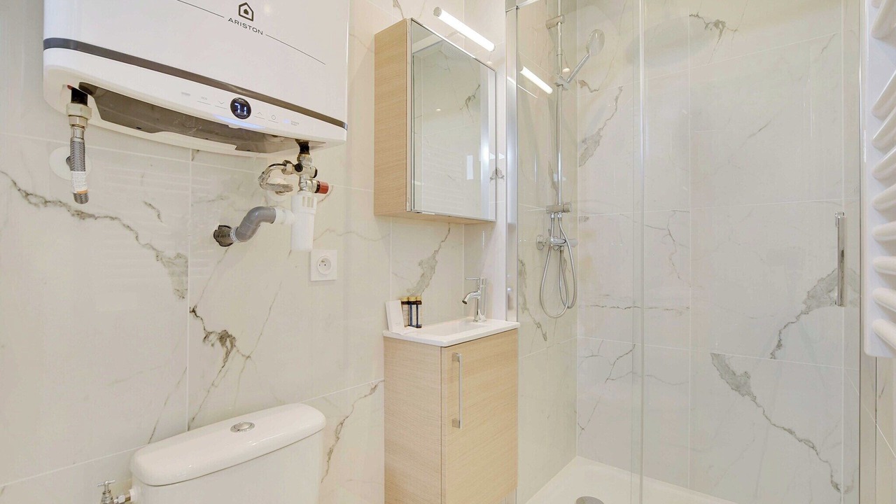 Photo of Bathroom in Petit-Ivry