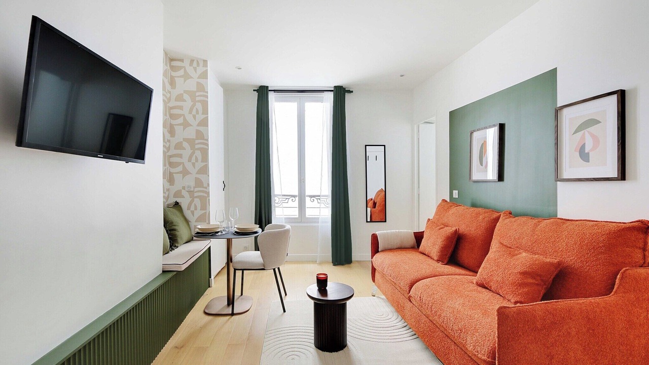 Photo of Livingroom in Clignancourt