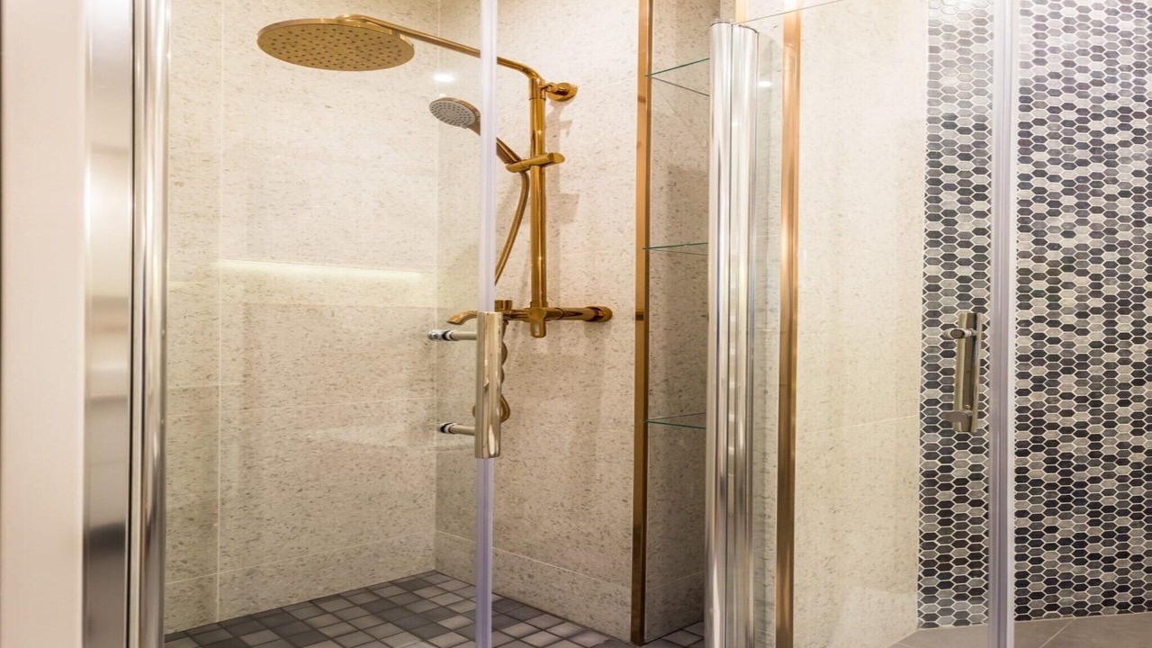 Photo of Bathroom in Quartier Sainte-Marguerite