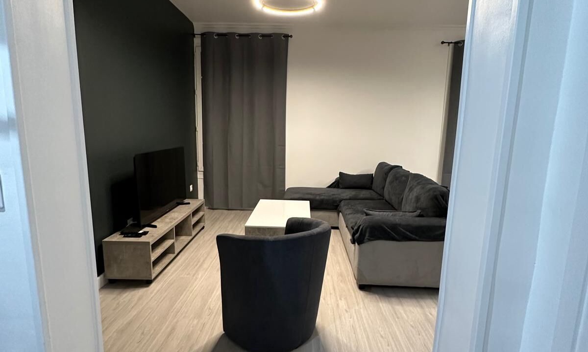 Photo of Livingroom in Les Pavillons-sous-Bois