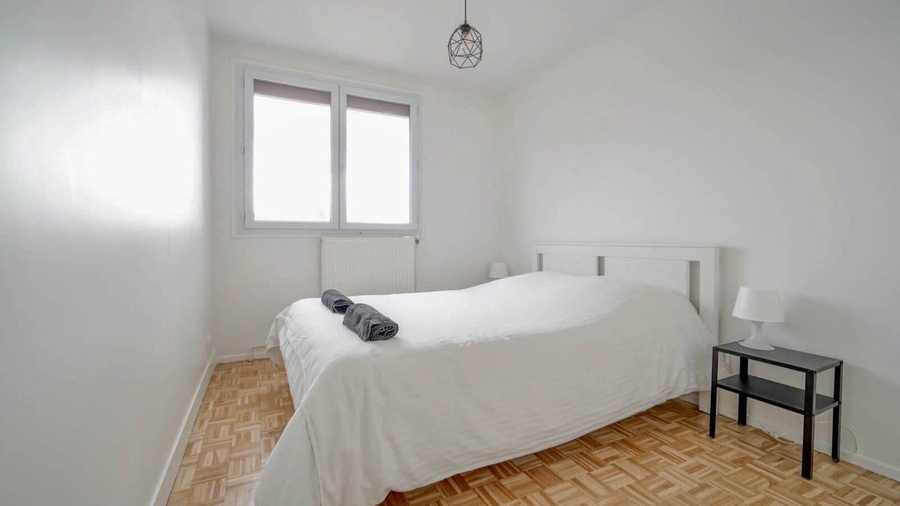 Photo of Bedroom in Les Puces de Saint-Ouen