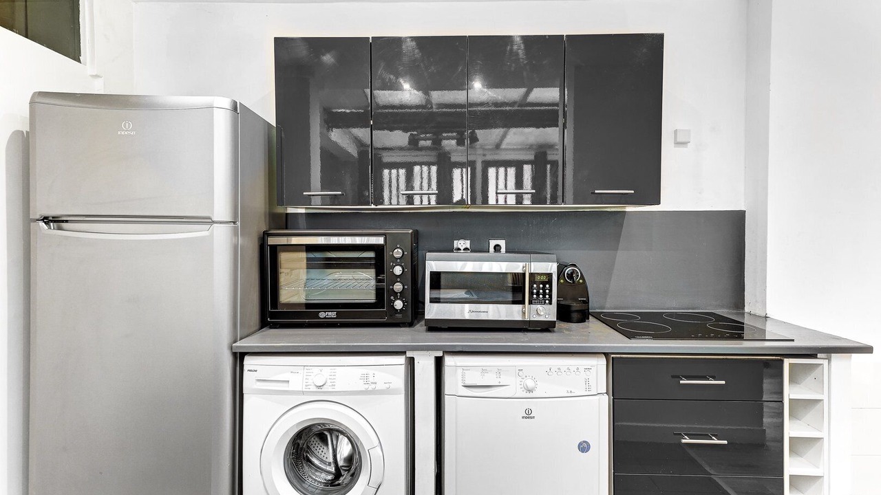 Photo of Kitchen in Quartier de la Folie-Mericourt