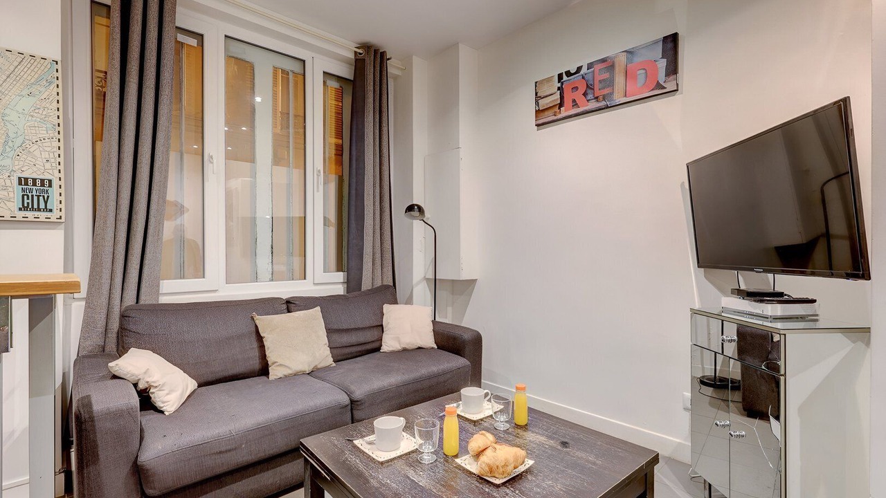 Photo of Livingroom in Quartier de la Folie-Mericourt