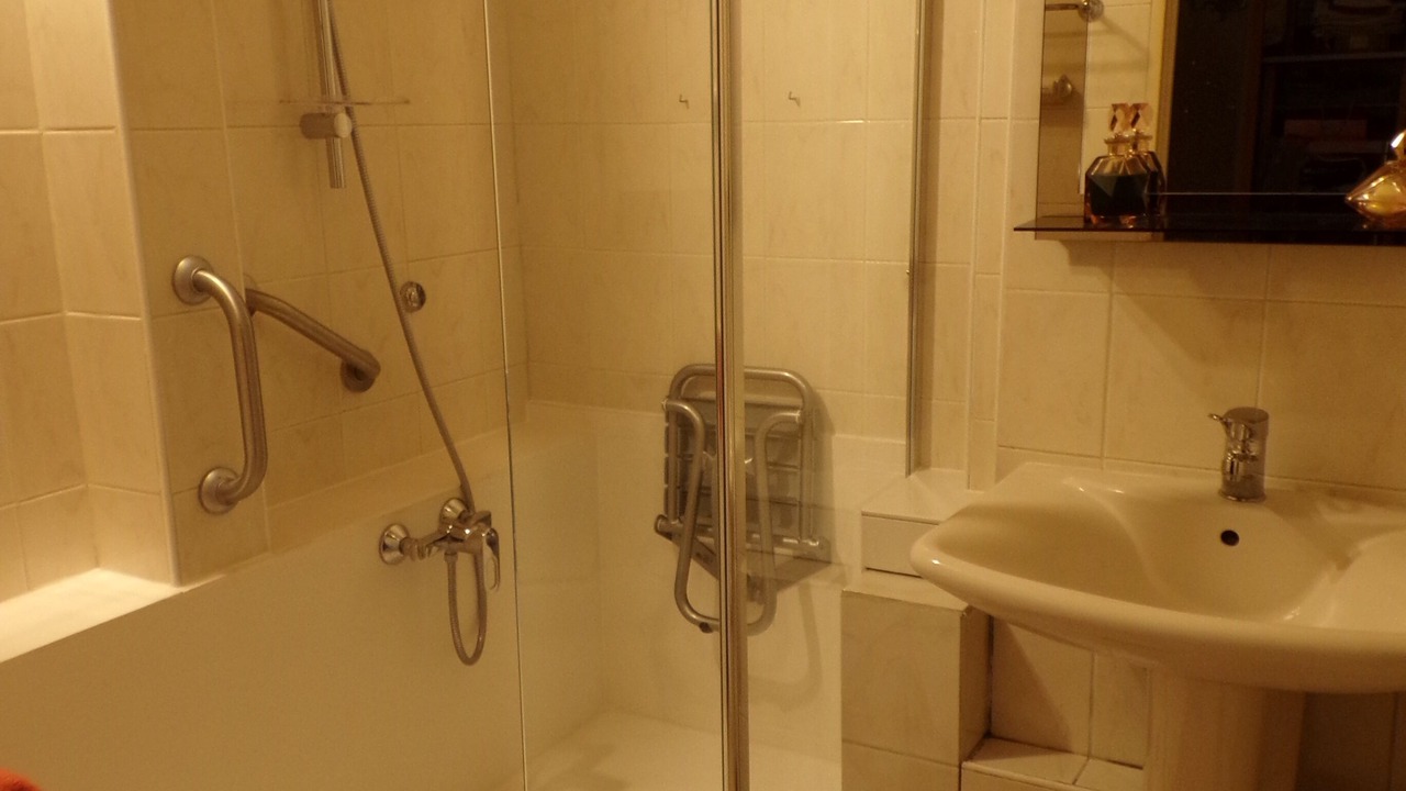 Photo of Bathroom in 10th Arrondissement