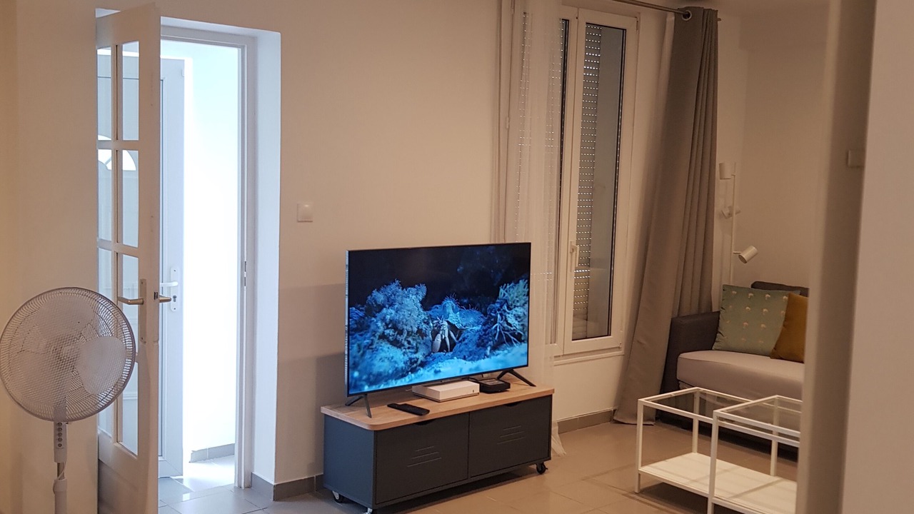Photo of Livingroom in Les Pavillons-sous-Bois