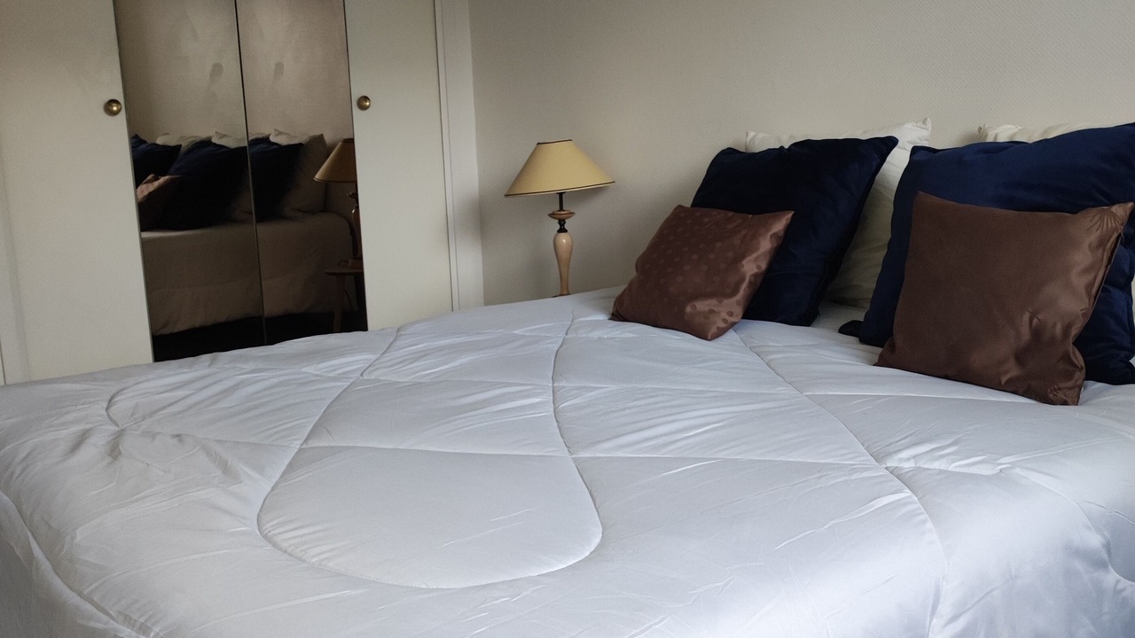 Photo of Bedroom in Garches