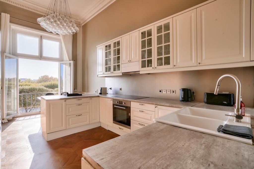 Photo of Kitchen in Quartier de la Place-Vendome