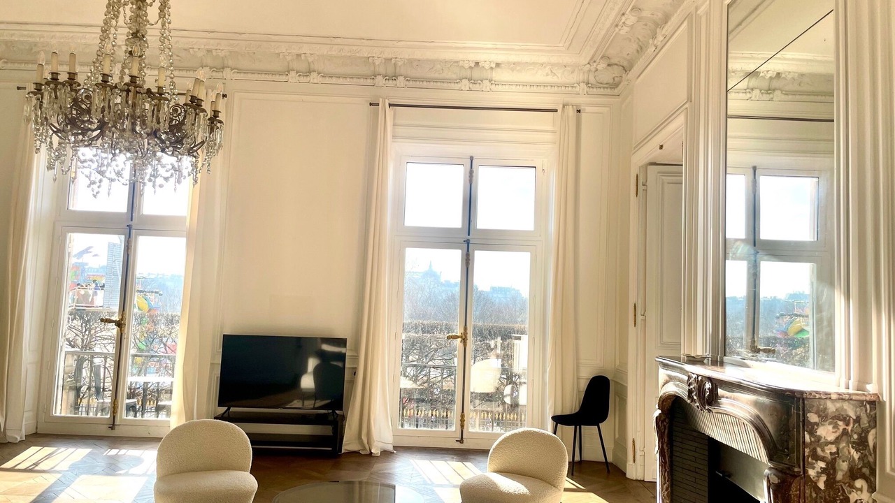Photo of Livingroom in Quartier de la Place-Vendome