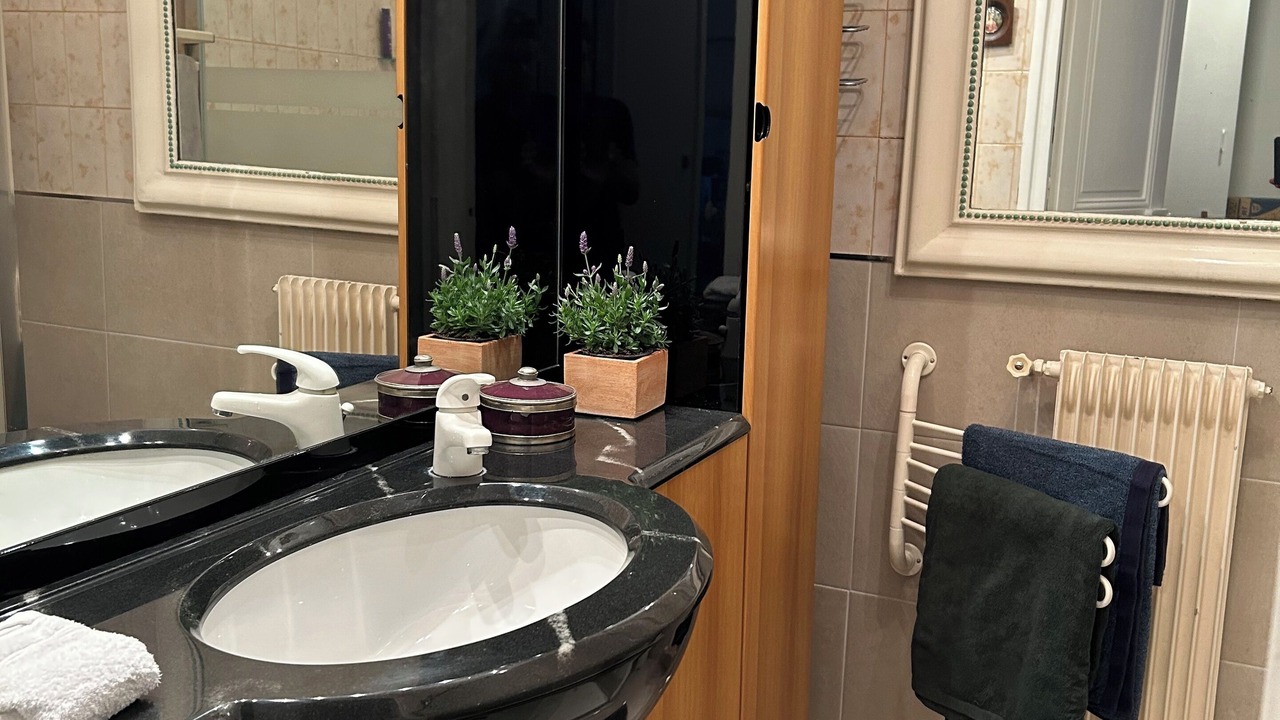 Photo of Bathroom in Bercy