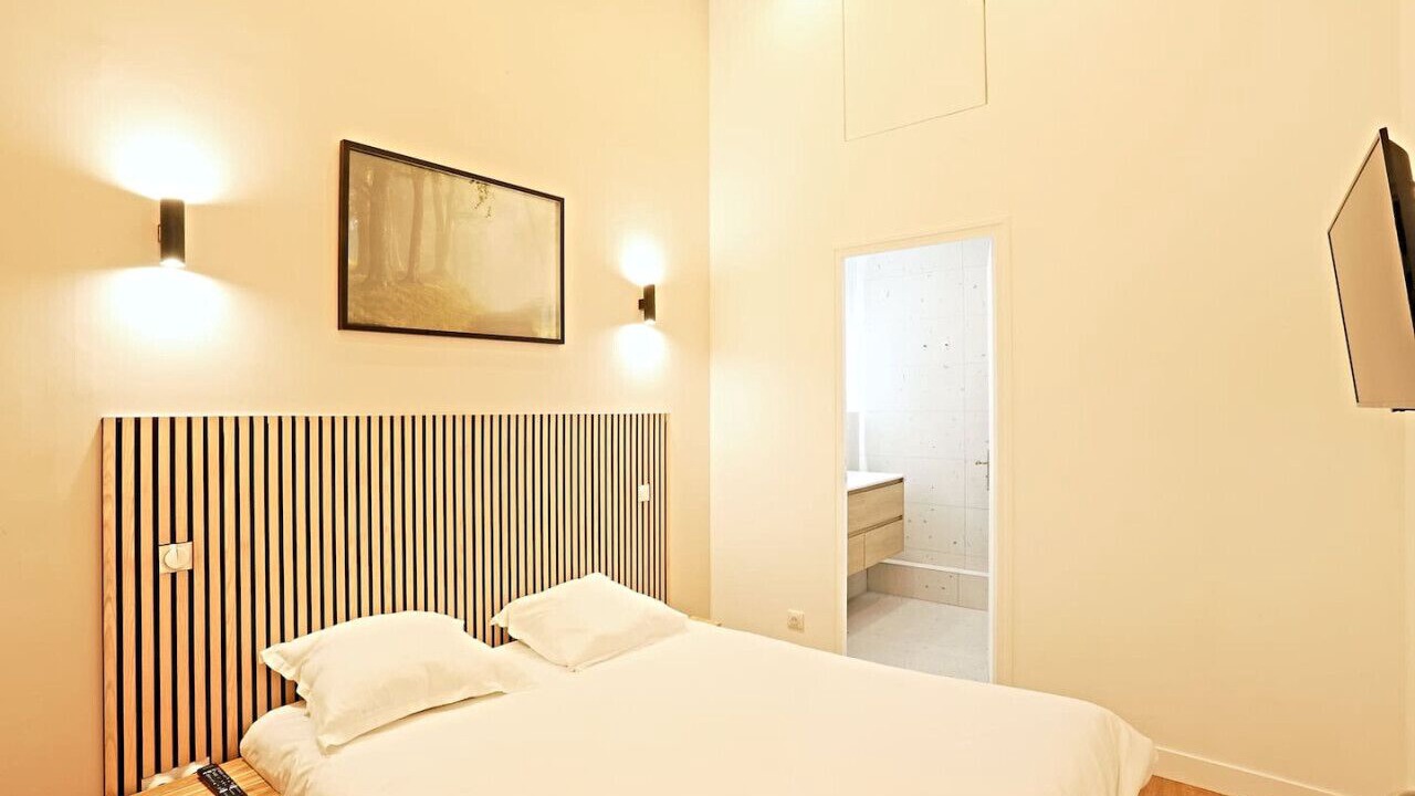 Photo of Bedroom in Quartier Saint-Ambroise