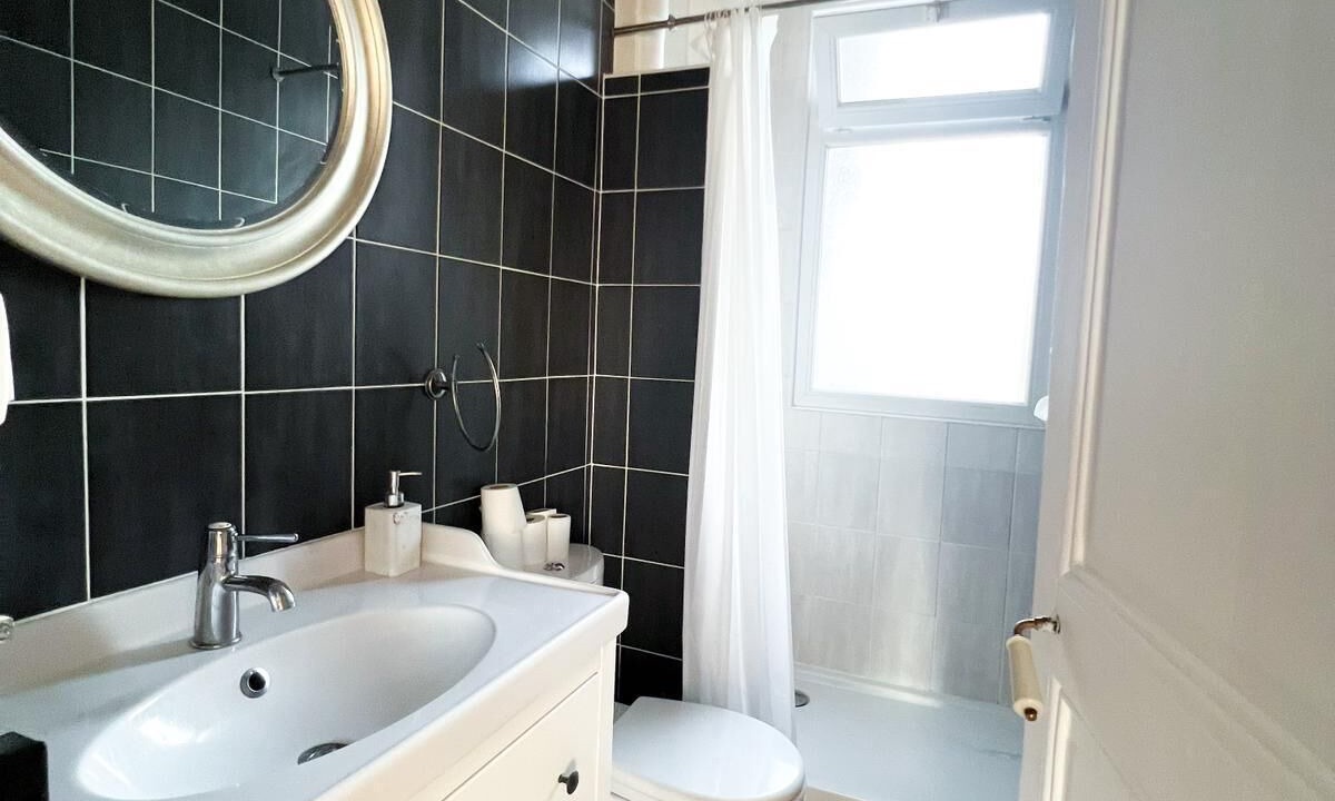 Photo of Bathroom in Choisy-le-Roi