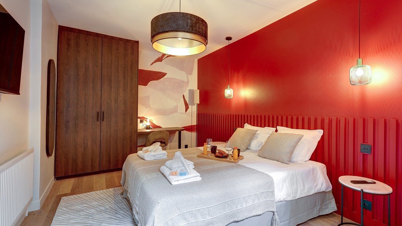 Photo of Bedroom in Saint-Lambert