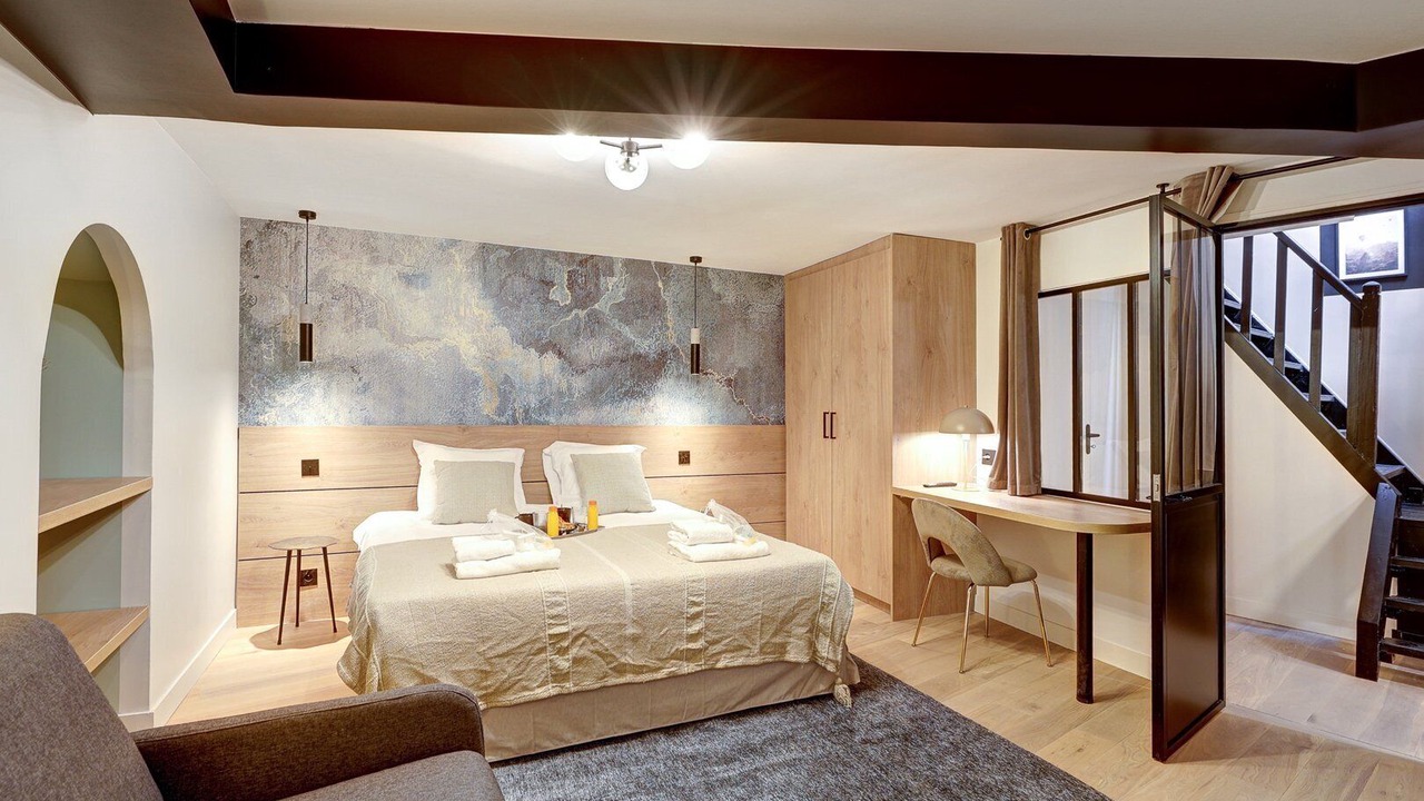 Photo of Bedroom in Saint-Lambert