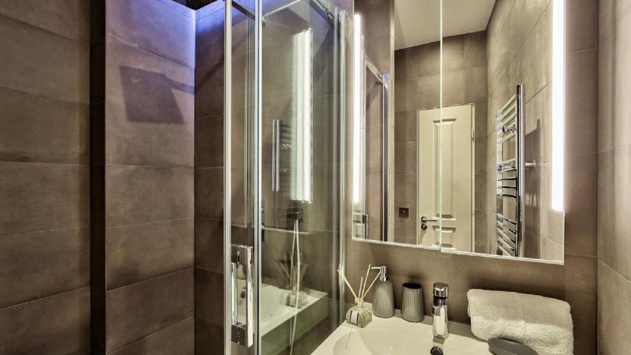 Photo of Bathroom in Notre-Dame-des-Champs