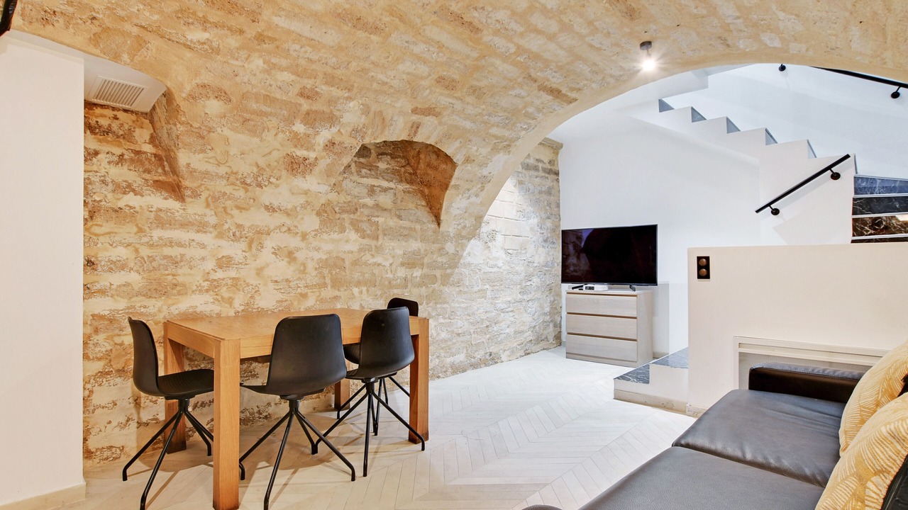 Photo of Livingroom in Quartier de la Place-Vendome