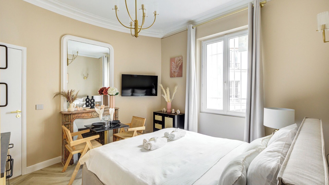 Photo of Bedroom in Quartier de la Folie-Mericourt