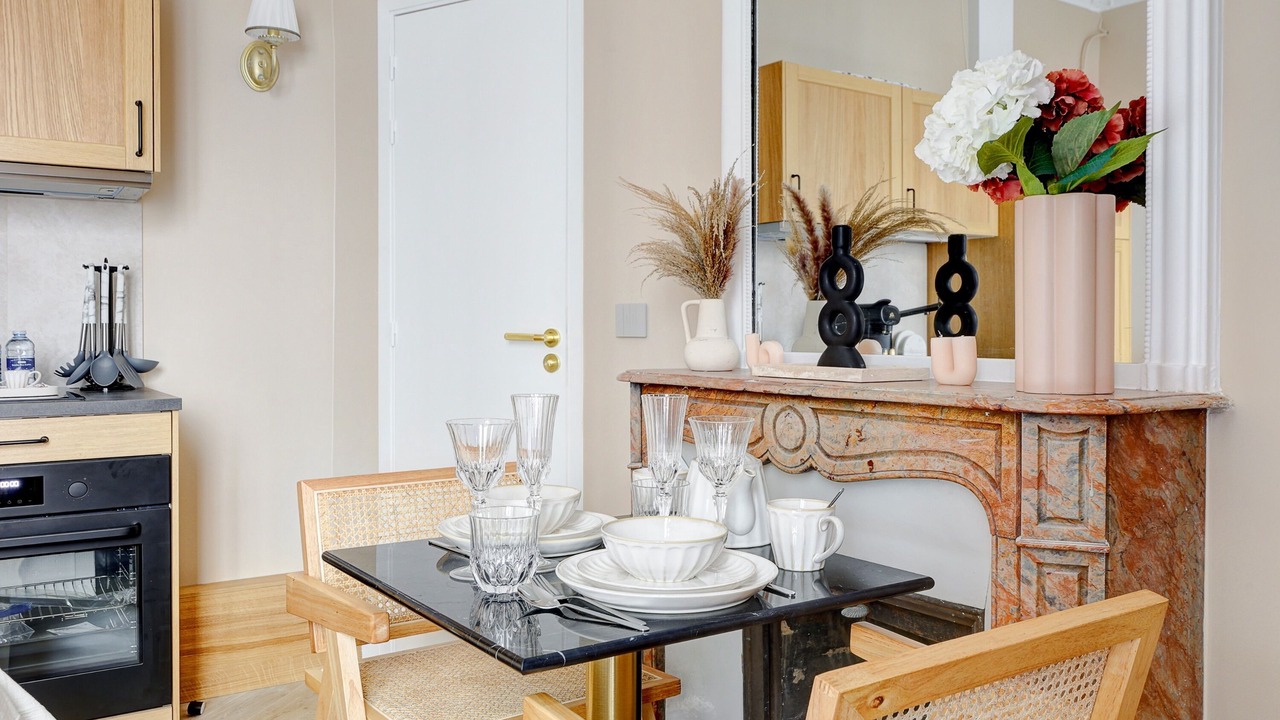 Photo of Livingroom in Quartier de la Folie-Mericourt