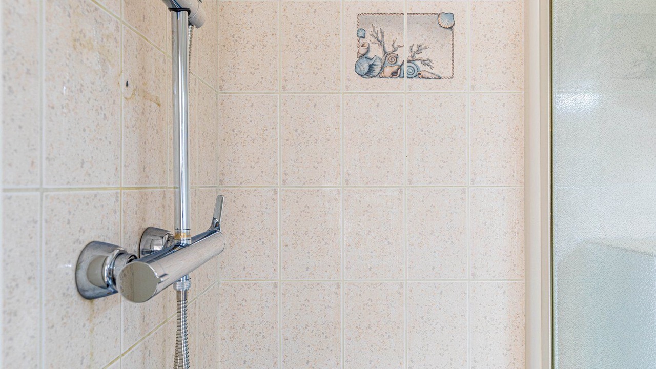 Photo of Bathroom in Neuilly-Plaisance