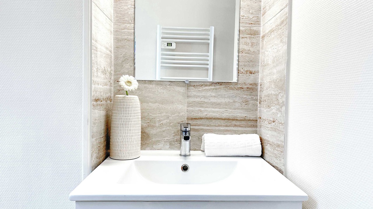 Photo of Bathroom in Butte-aux-Cailles