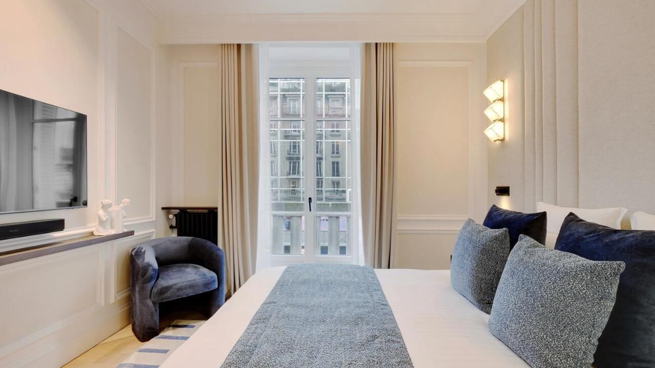 Photo of Bedroom in Notre-Dame-des-Champs