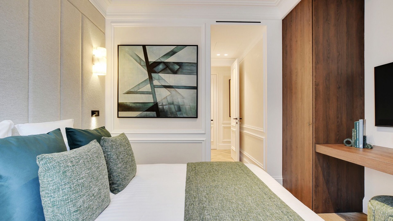 Photo of Bedroom in Notre-Dame-des-Champs