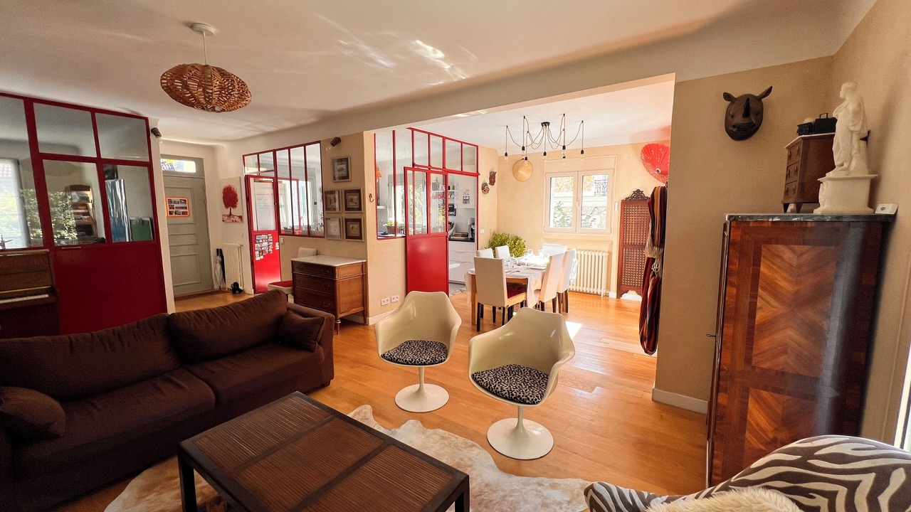 Photo of Livingroom in Garches