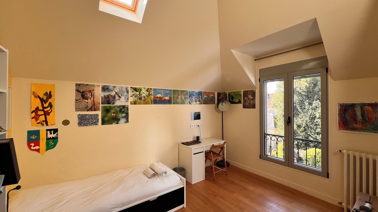 Photo of Bedroom in Garches
