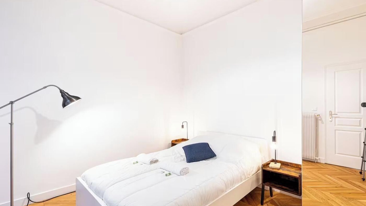 Photo of Bedroom in Sorbonne