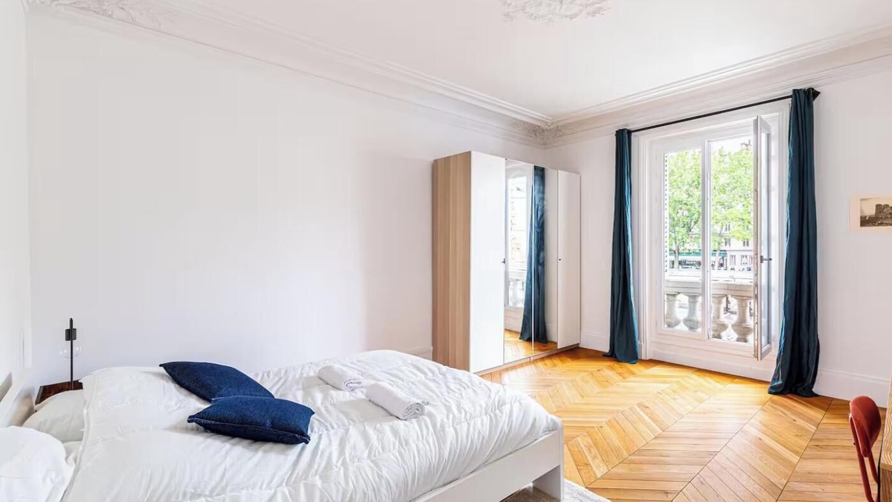 Photo of Bedroom in Sorbonne