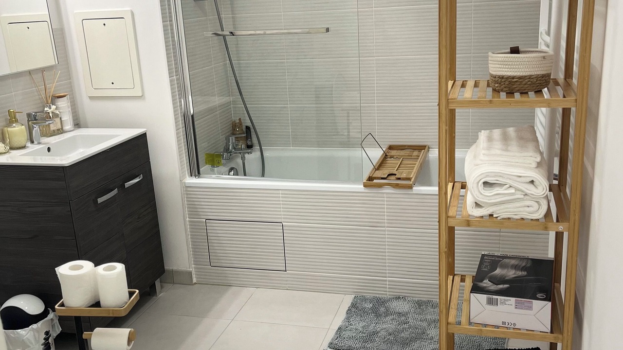 Photo of Bathroom in Livry-Gargan