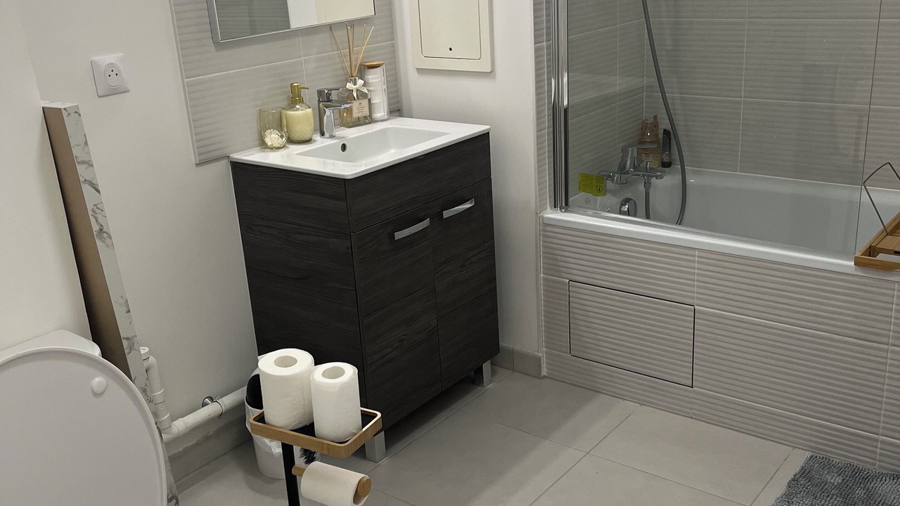 Photo of Bathroom in Livry-Gargan