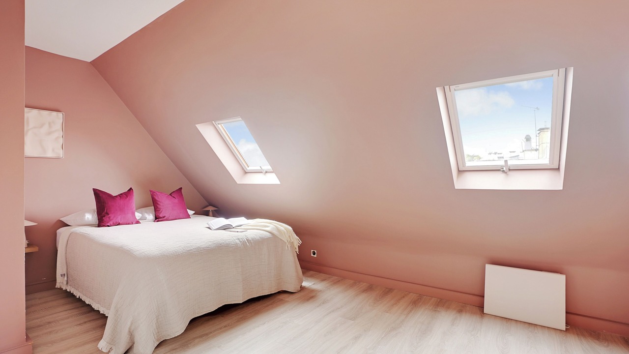 Photo of Bedroom in Chaillot