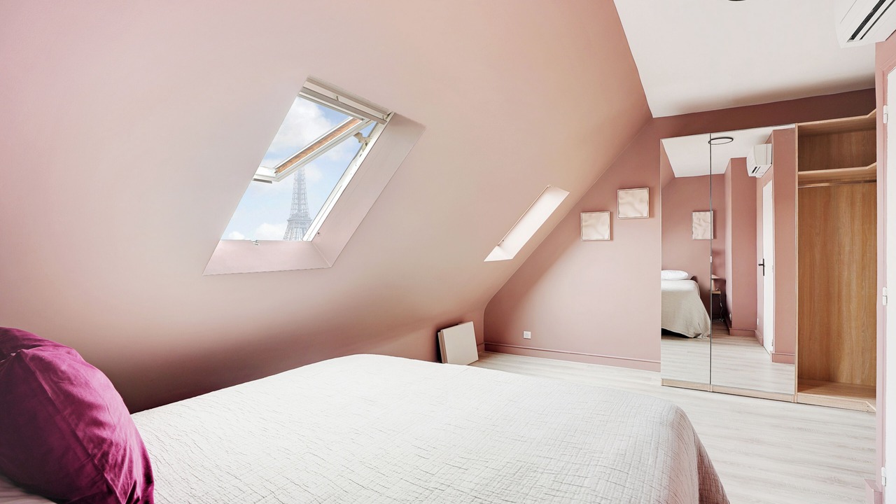Photo of Bedroom in Chaillot