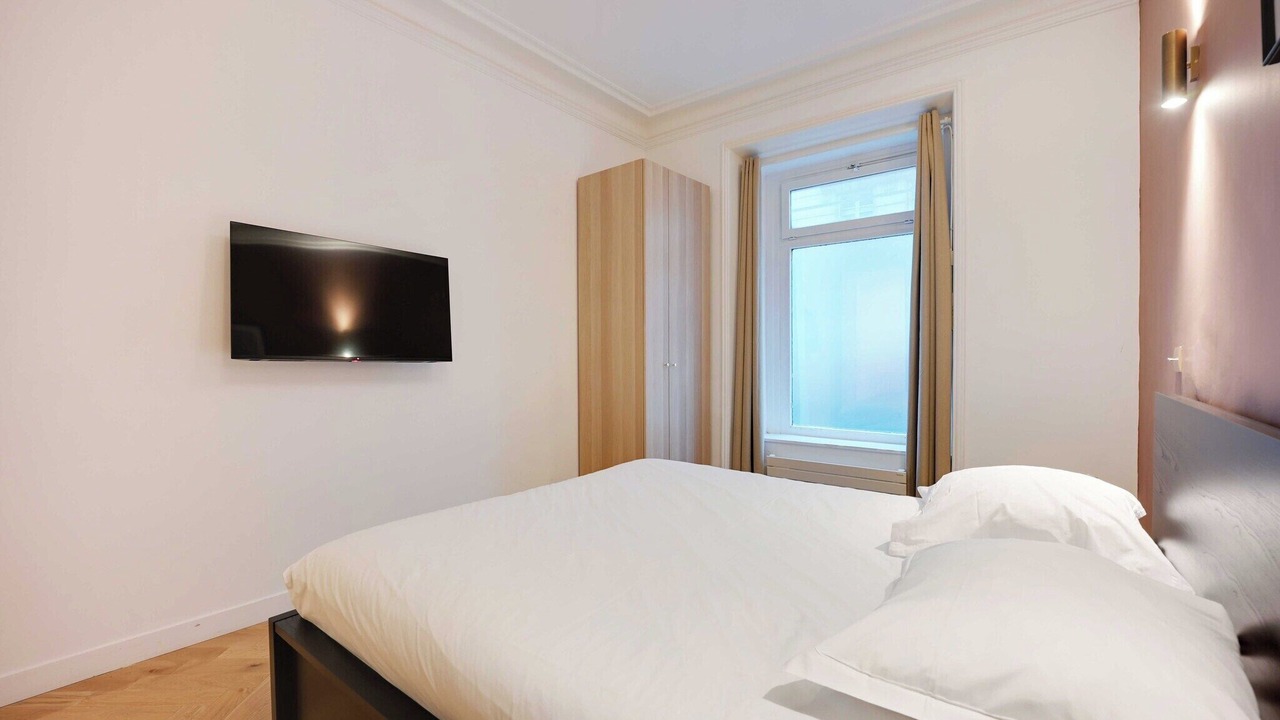 Photo of Bedroom in Ternes