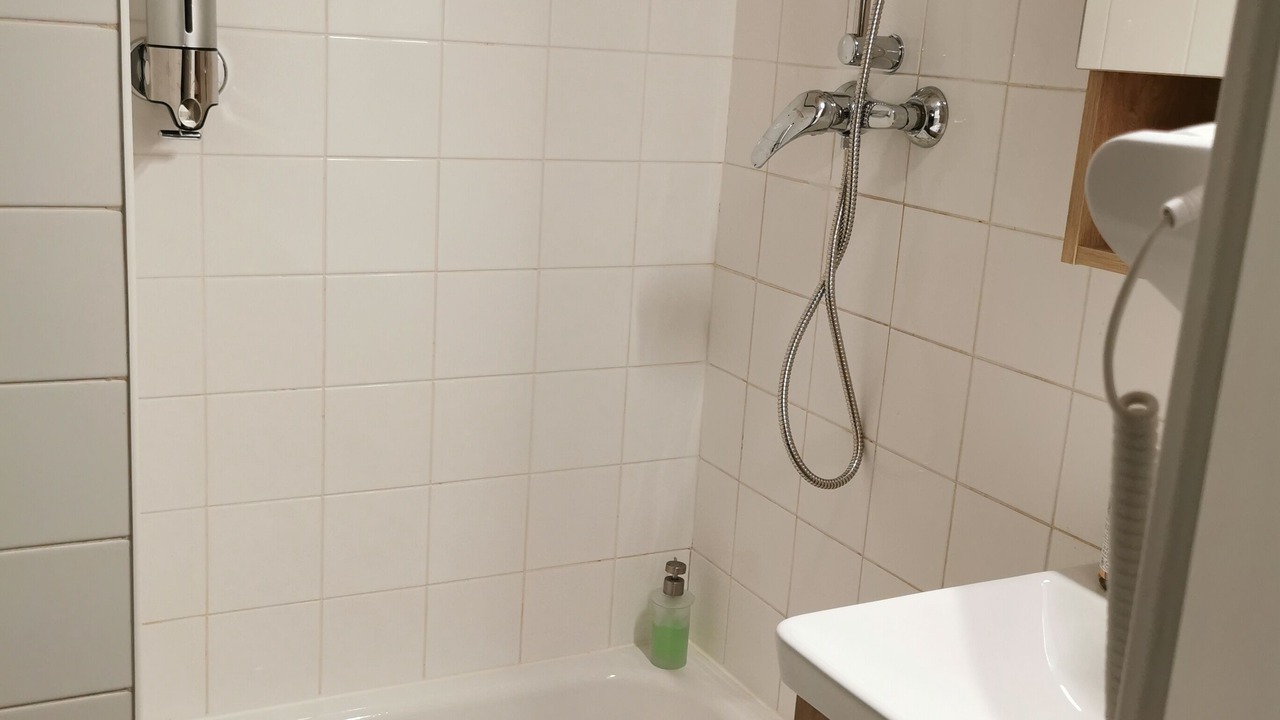 Photo of Bathroom in Gambetta