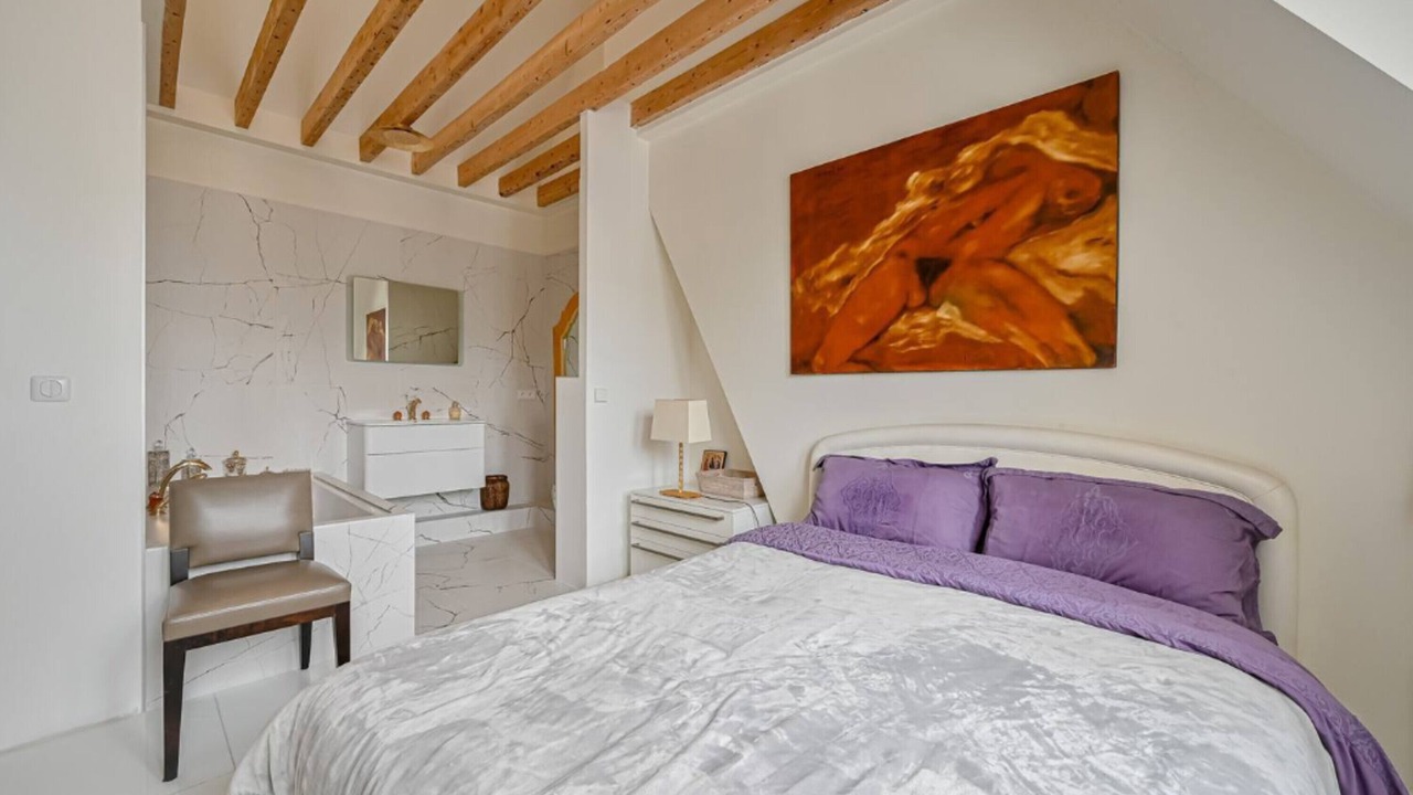 Photo of Bedroom in Chaillot