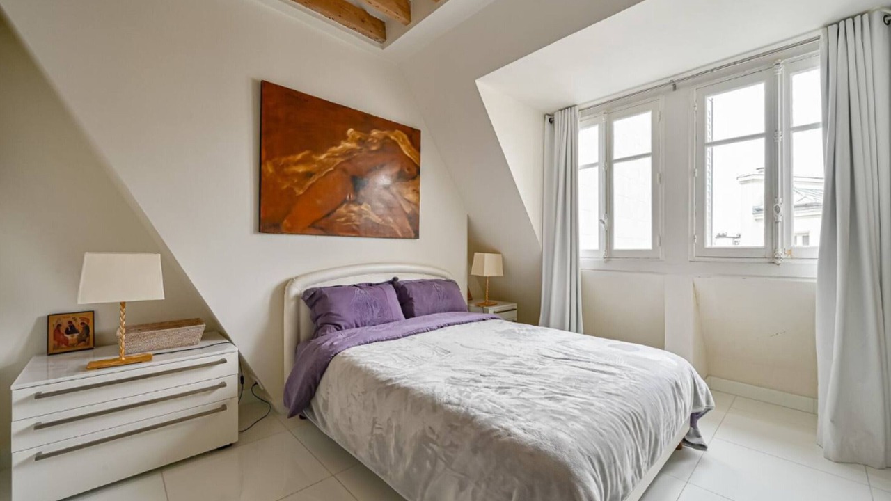 Photo of Bedroom in Chaillot