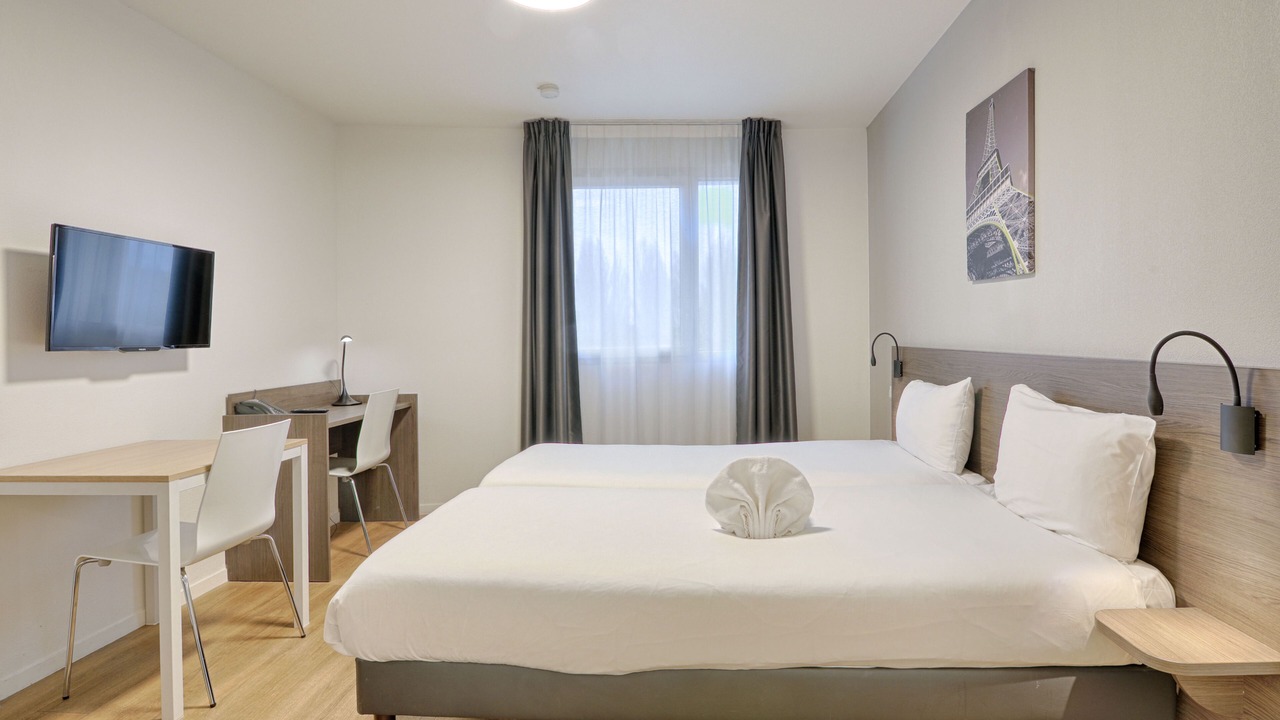 Photo of Bedroom in Le Port sous la Lune