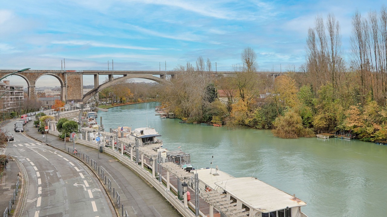 Photo of Others in Le Port sous la Lune