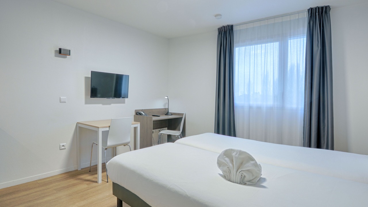 Photo of Bedroom in Le Port sous la Lune